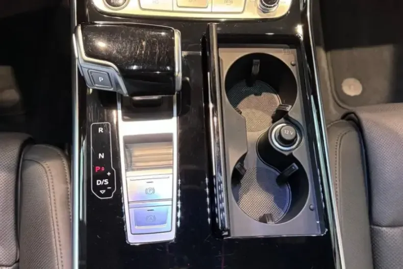 Audi A8 din 2023 cu 55.865 km - oferta AUD107478 - foto 30