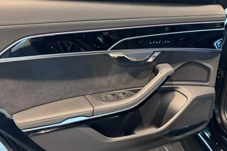 Audi A8 din 2023 cu 55.865 km - oferta AUD107478 - foto 32