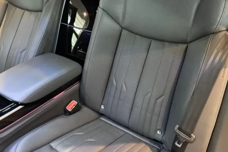 Audi A8 din 2023 cu 55.865 km - oferta AUD107478 - foto 35