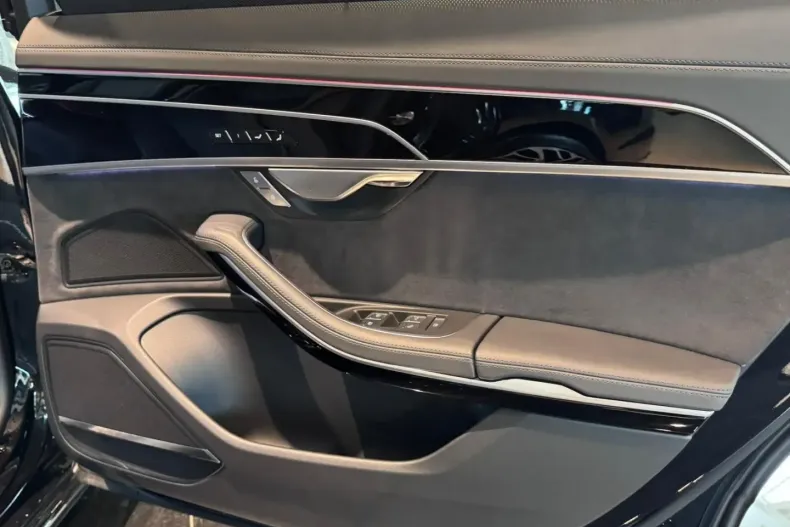 Audi A8 din 2023 cu 55.865 km - oferta AUD107478 - foto 38