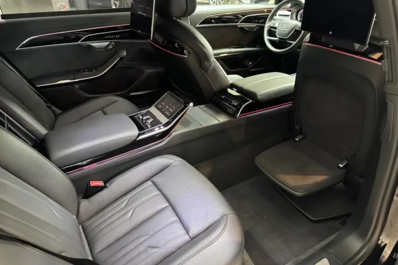 Audi A8 din 2023 cu 55.865 km - oferta AUD107478 - foto 42