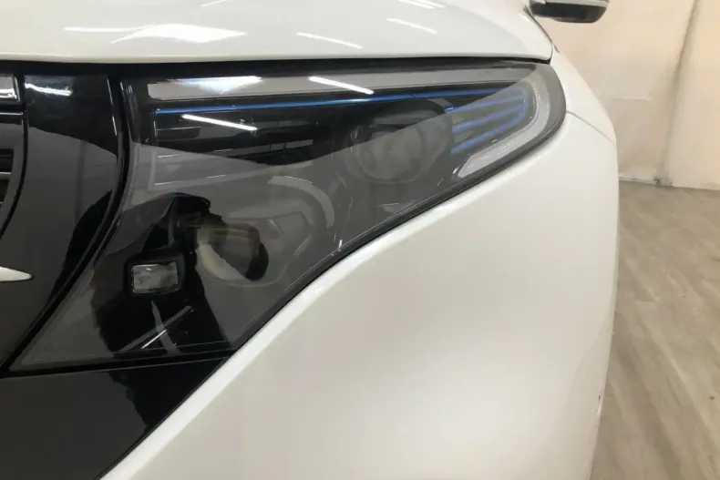 Mercedes-Benz EQC din 2023 cu 4.133 km - oferta MER107479 - foto 6