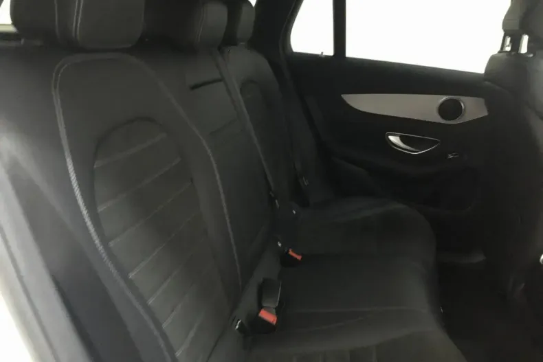 Mercedes-Benz EQC din 2023 cu 4.133 km - oferta MER107479 - foto 14