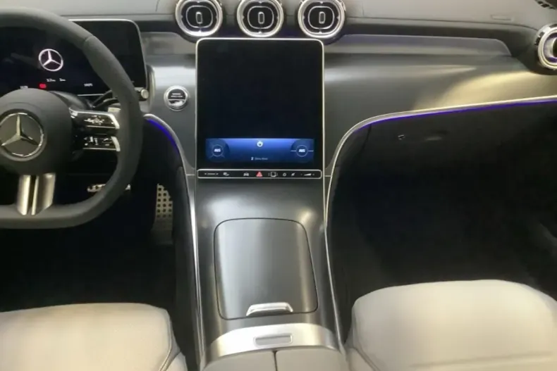 Mercedes-Benz GLC 200 din 2024 cu 9.500 km - oferta MER107481 - foto 10