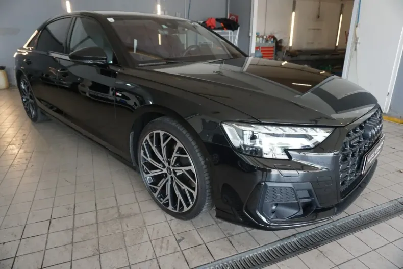 Audi A8 din 2024 cu 43.000 km - oferta AUD107483 - foto 3
