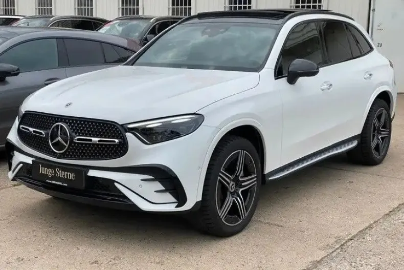 Mercedes-Benz GLC 300 din 2023 cu 18.888 km - oferta MER107486 - foto 1