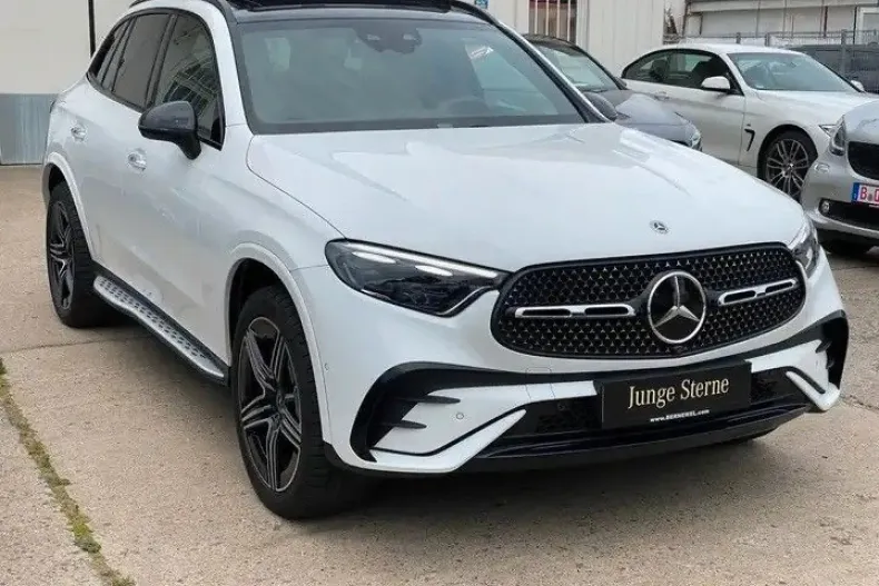 Mercedes-Benz GLC 300 din 2023 cu 18.888 km - oferta MER107486 - foto 4