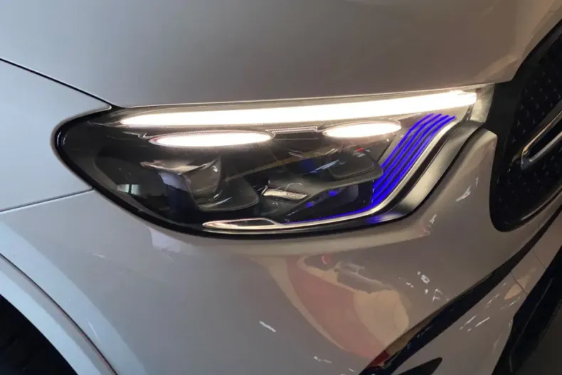 Mercedes-Benz GLC 300 din 2023 cu 18.888 km - oferta MER107486 - foto 5