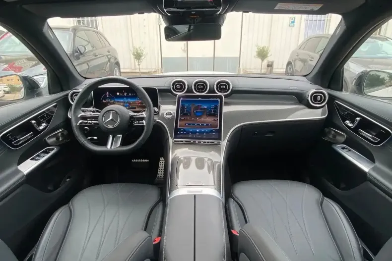 Mercedes-Benz GLC 300 din 2023 cu 18.888 km - oferta MER107486 - foto 14