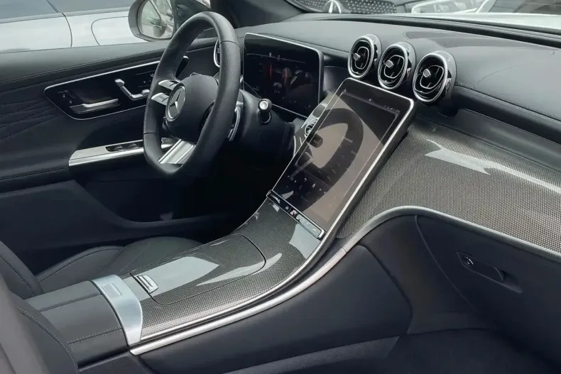 Mercedes-Benz GLC 300 din 2023 cu 18.888 km - oferta MER107486 - foto 18