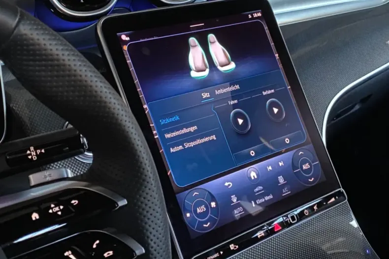 Mercedes-Benz GLC 300 din 2023 cu 18.888 km - oferta MER107486 - foto 26