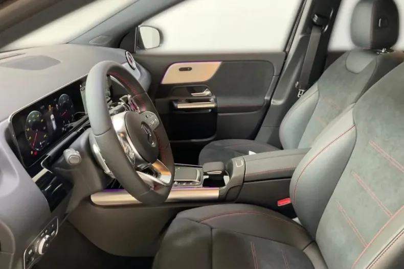 Mercedes-Benz GLA 220 din 2022 cu 37.914 km - oferta MER107500 - foto 8