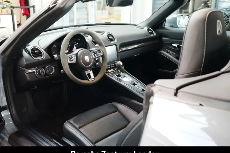 Porsche Boxster din 2024 cu 30.790 km - oferta POR107510 - foto 17