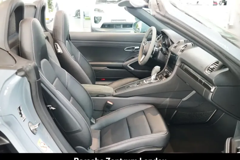 Porsche Boxster din 2024 cu 30.790 km - oferta POR107510 - foto 20