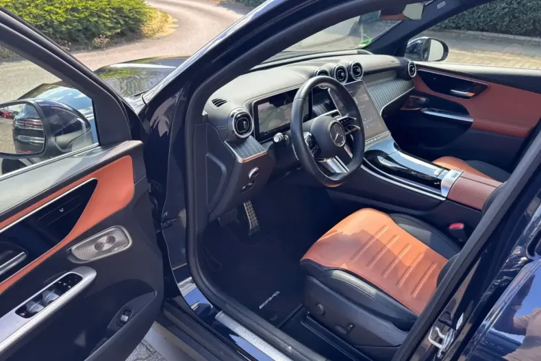 Mercedes-Benz GLC 220 din 2023 cu 39.800 km - oferta MER107515 - foto 5