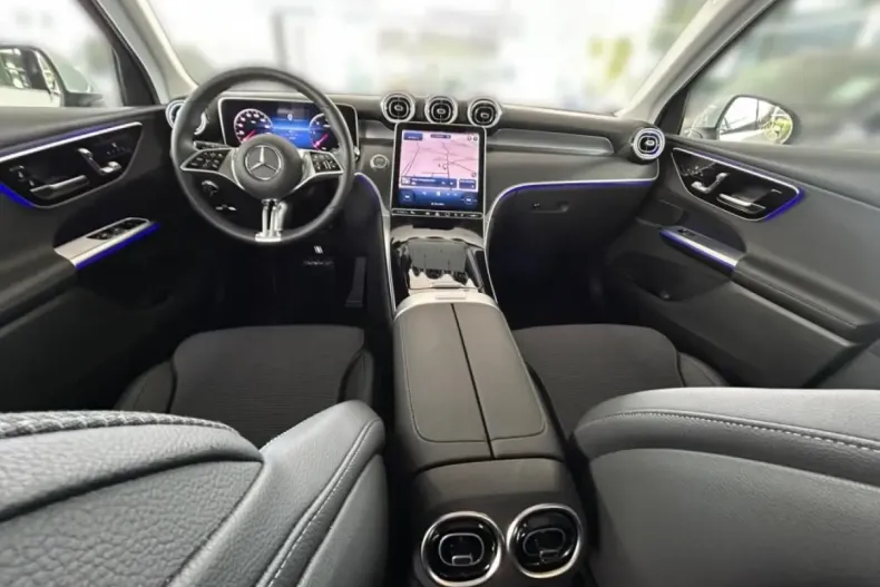 Mercedes-Benz GLC 220 din 2024 cu 14.156 km - oferta MER107519 - foto 12