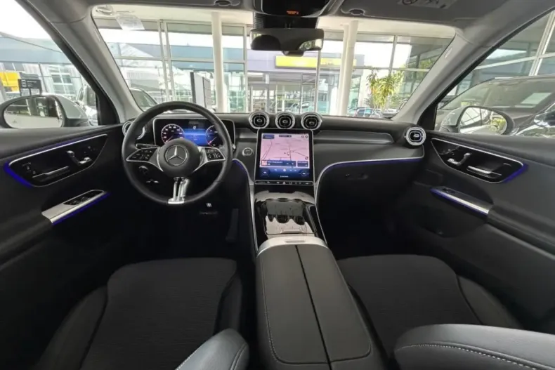 Mercedes-Benz GLC 220 din 2024 cu 14.156 km - oferta MER107519 - foto 13