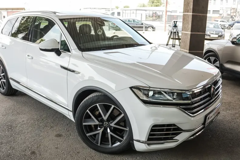 Volkswagen Touareg din 2021 cu 136.000 km - oferta VOL107524 - foto 39