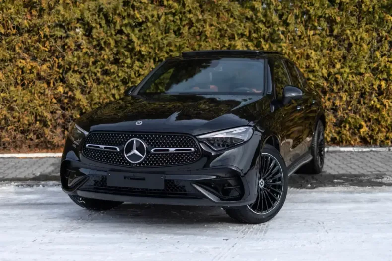 Mercedes-Benz GLC 200 din 2025 cu 20 km - oferta MER107527 - foto 1