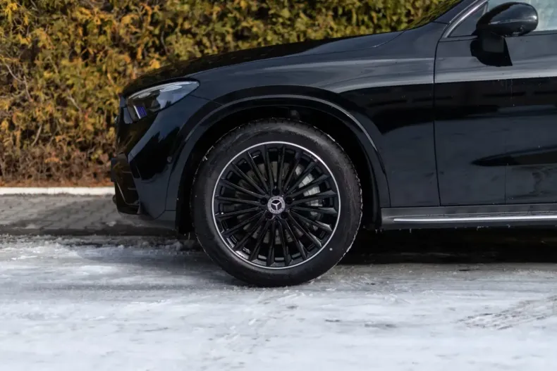 Mercedes-Benz GLC 200 din 2025 cu 20 km - oferta MER107527 - foto 7