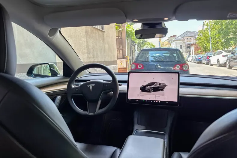 Tesla Model 3 din 2022 cu 36.000 km - oferta TES107535 - foto 10