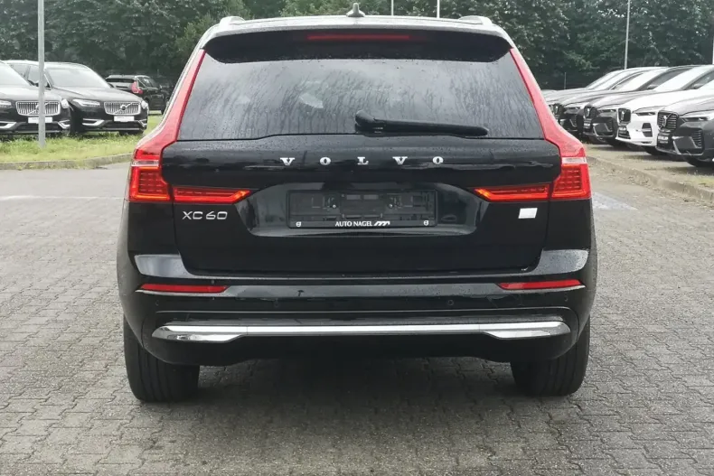 Volvo XC60 din 2022 cu 32.129 km - oferta VOL107539 - foto 4