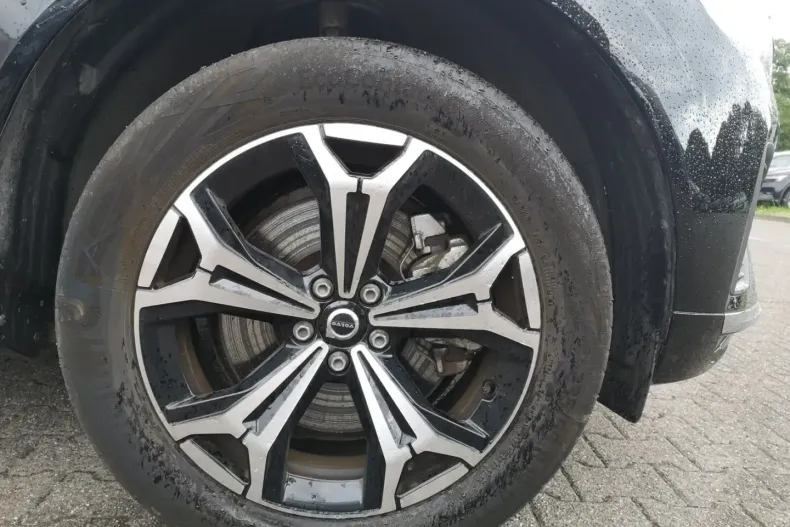 Volvo XC60 din 2022 cu 32.129 km - oferta VOL107539 - foto 7