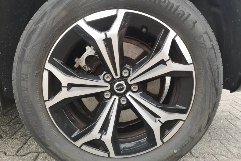 Volvo XC60 din 2022 cu 32.129 km - oferta VOL107539 - foto 10