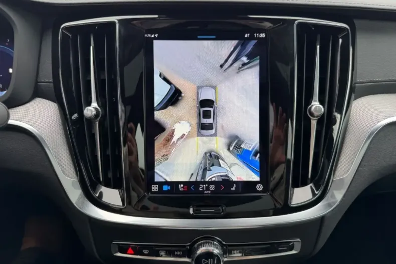 Volvo S60 din 2023 cu 8.651 km - oferta VOL107541 - foto 9