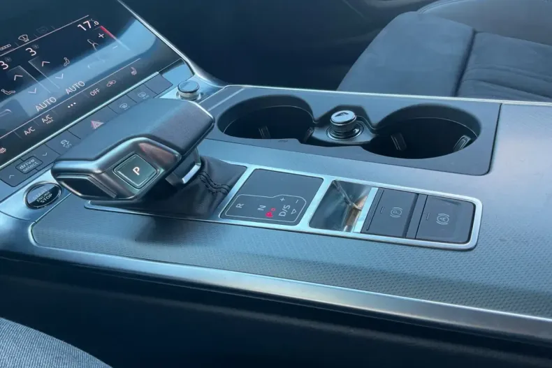 Audi A6 din 2023 cu 46.600 km - oferta AUD107543 - foto 24