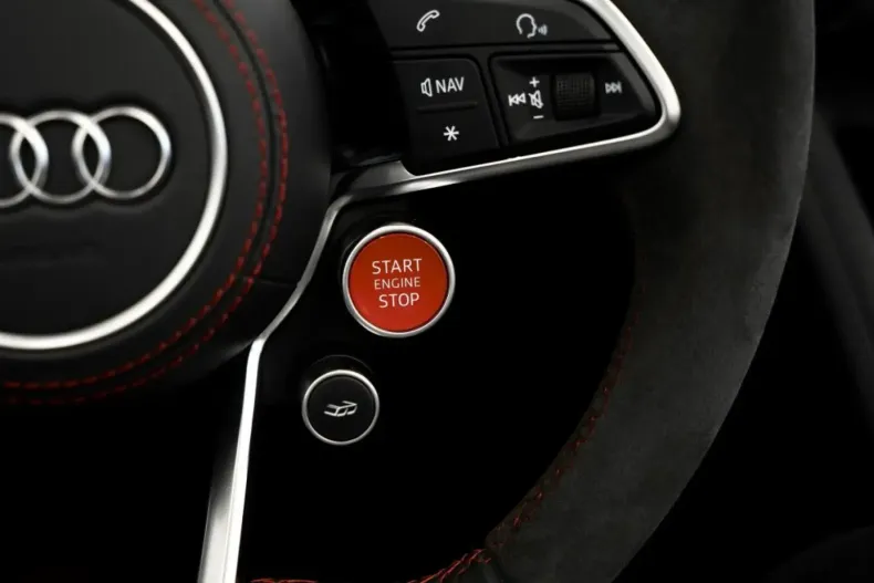 Audi R8 din 2023 cu 10.000 km - oferta AUD107544 - foto 24