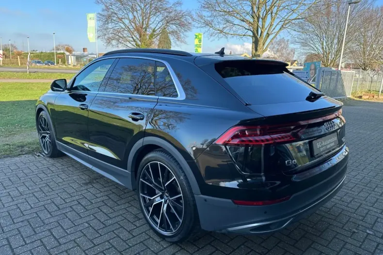 Audi Q8 din 2022 cu 75.800 km - oferta AUD107546 - foto 5