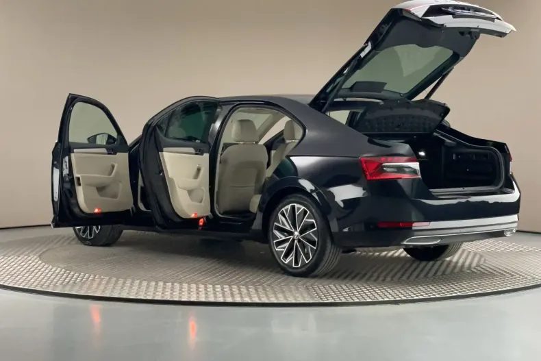 Skoda Superb din 2021 cu 78.200 km - oferta SKO107559 - foto 7