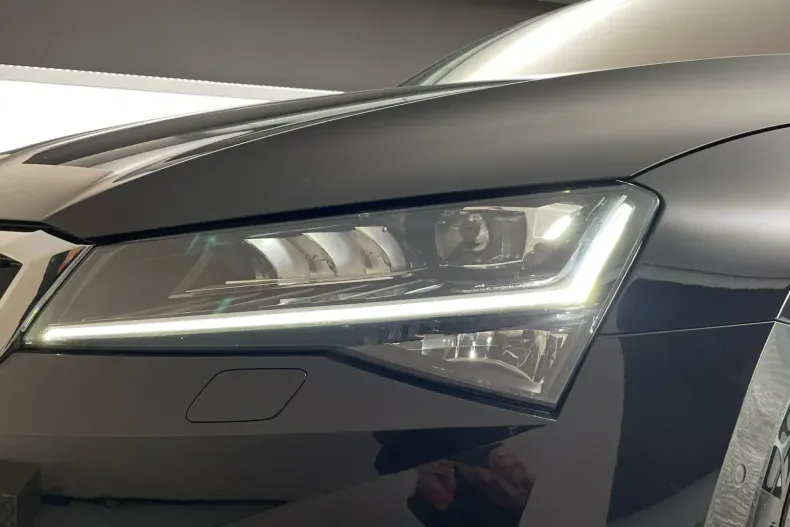 Skoda Superb din 2021 cu 78.200 km - oferta SKO107559 - foto 23