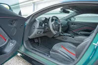 Aston Martin V8 Vantage din 2023 cu 16.810 km - oferta AST107565 - foto 17