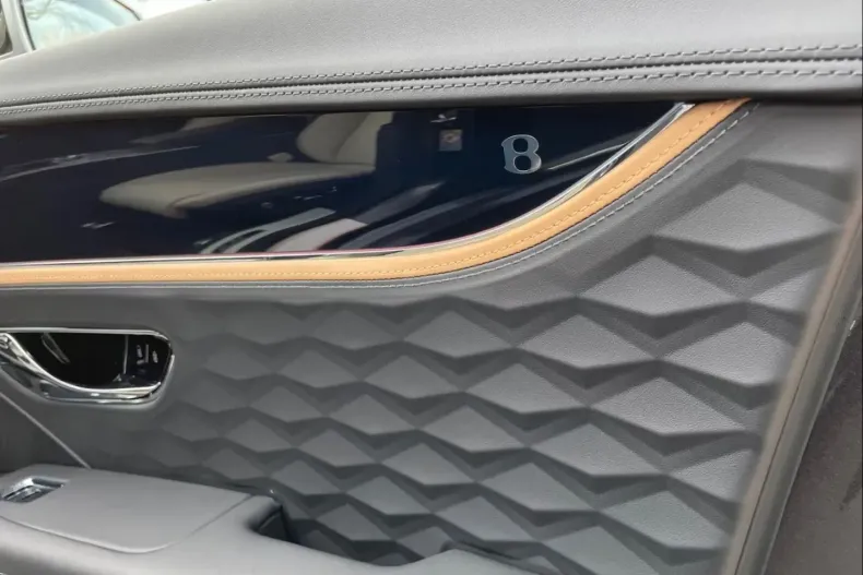 Bentley Flying Spur din 2024 cu 4.800 km - oferta BEN107567 - foto 8