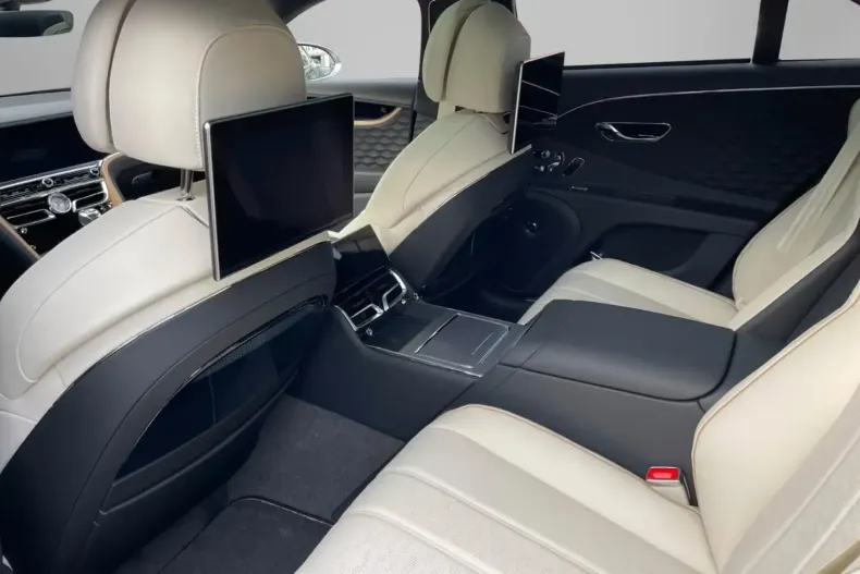 Bentley Flying Spur din 2024 cu 4.800 km - oferta BEN107567 - foto 20