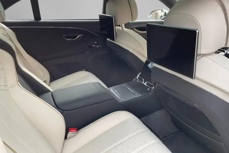 Bentley Flying Spur din 2024 cu 4.800 km - oferta BEN107567 - foto 22