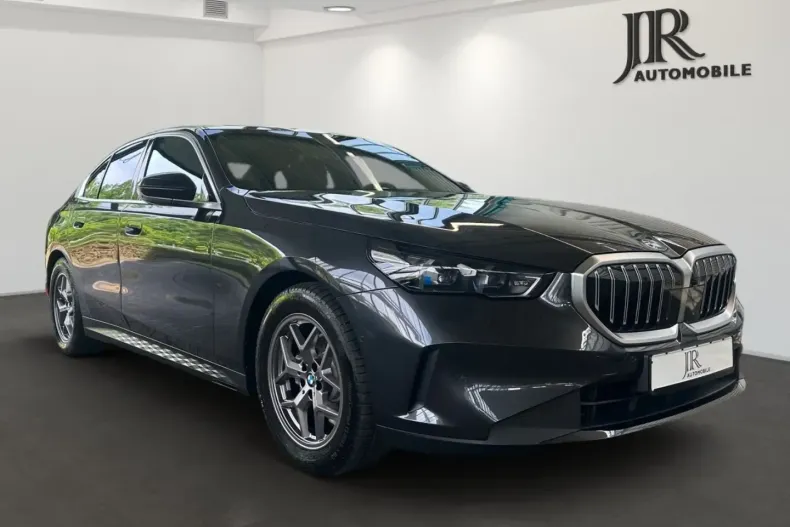 BMW 520 din 2024 cu 7.560 km - oferta BMW107570 - foto 1