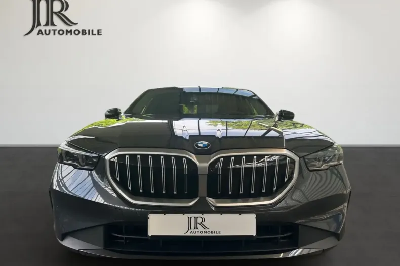 BMW 520 din 2024 cu 7.560 km - oferta BMW107570 - foto 2