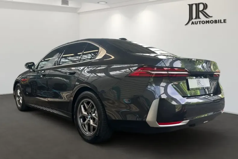 BMW 520 din 2024 cu 7.560 km - oferta BMW107570 - foto 4