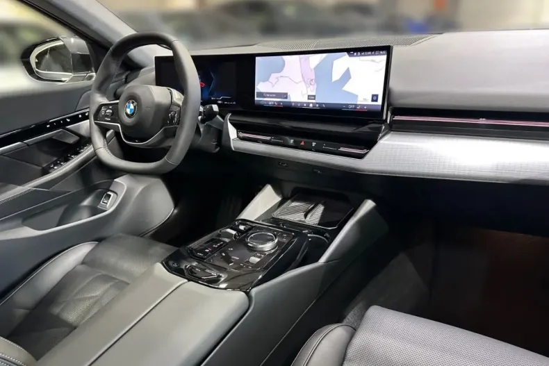 BMW 520 din 2024 cu 7.560 km - oferta BMW107570 - foto 17