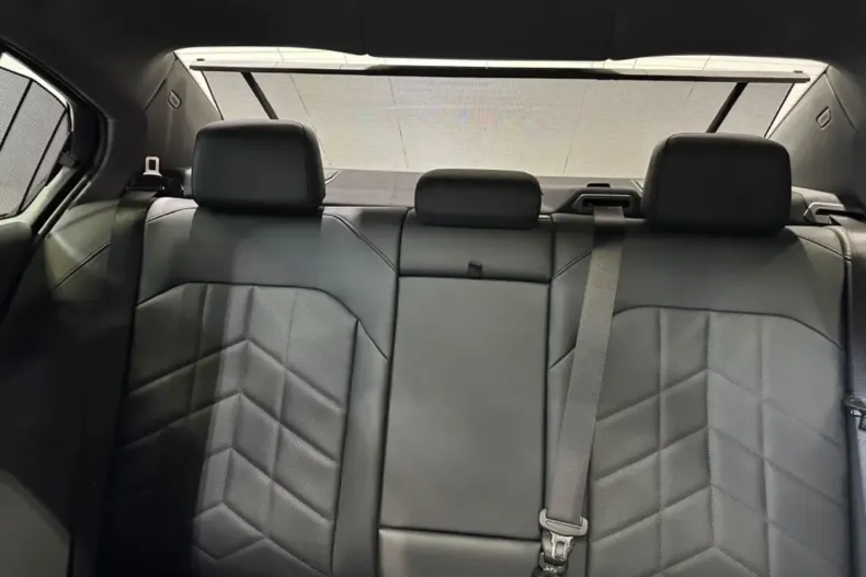 BMW 520 din 2024 cu 7.560 km - oferta BMW107570 - foto 21