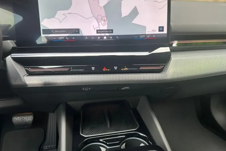 BMW 520 din 2024 cu 7.560 km - oferta BMW107570 - foto 24