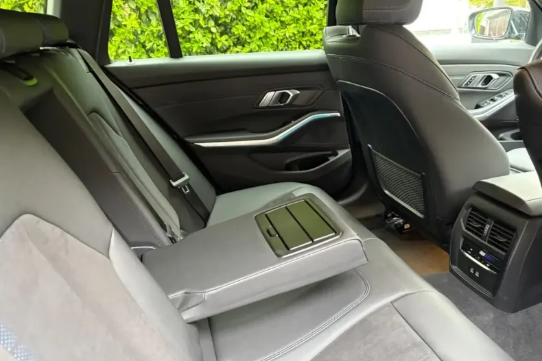 BMW 320 din 2023 cu 49.400 km - oferta BMW107576 - foto 6