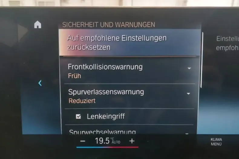 BMW 320 din 2023 cu 49.400 km - oferta BMW107576 - foto 8