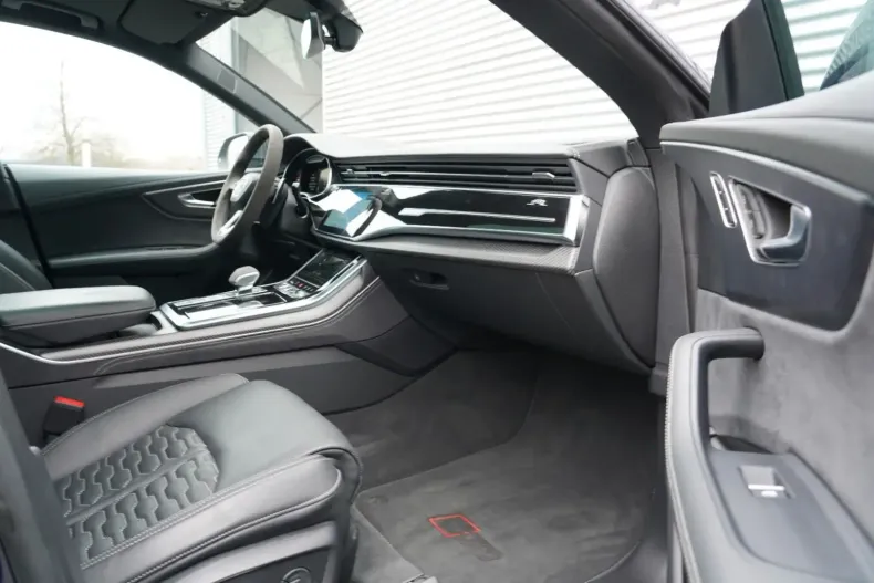 Audi RSQ8 din 2023 cu 17.650 km - oferta AUD107580 - foto 19