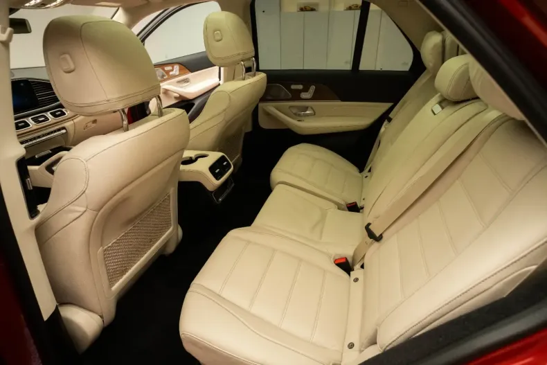 Mercedes-Benz GLE 350 din 2022 cu 45.000 km - oferta MER107588 - foto 34