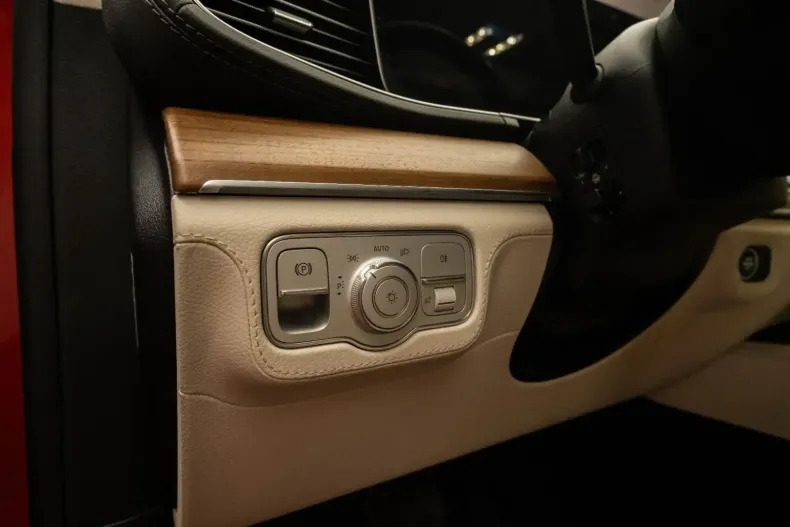 Mercedes-Benz GLE 350 din 2022 cu 45.000 km - oferta MER107588 - foto 39