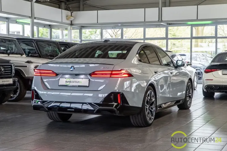 BMW 520 din 2024 cu 24.800 km - oferta BMW107592 - foto 5